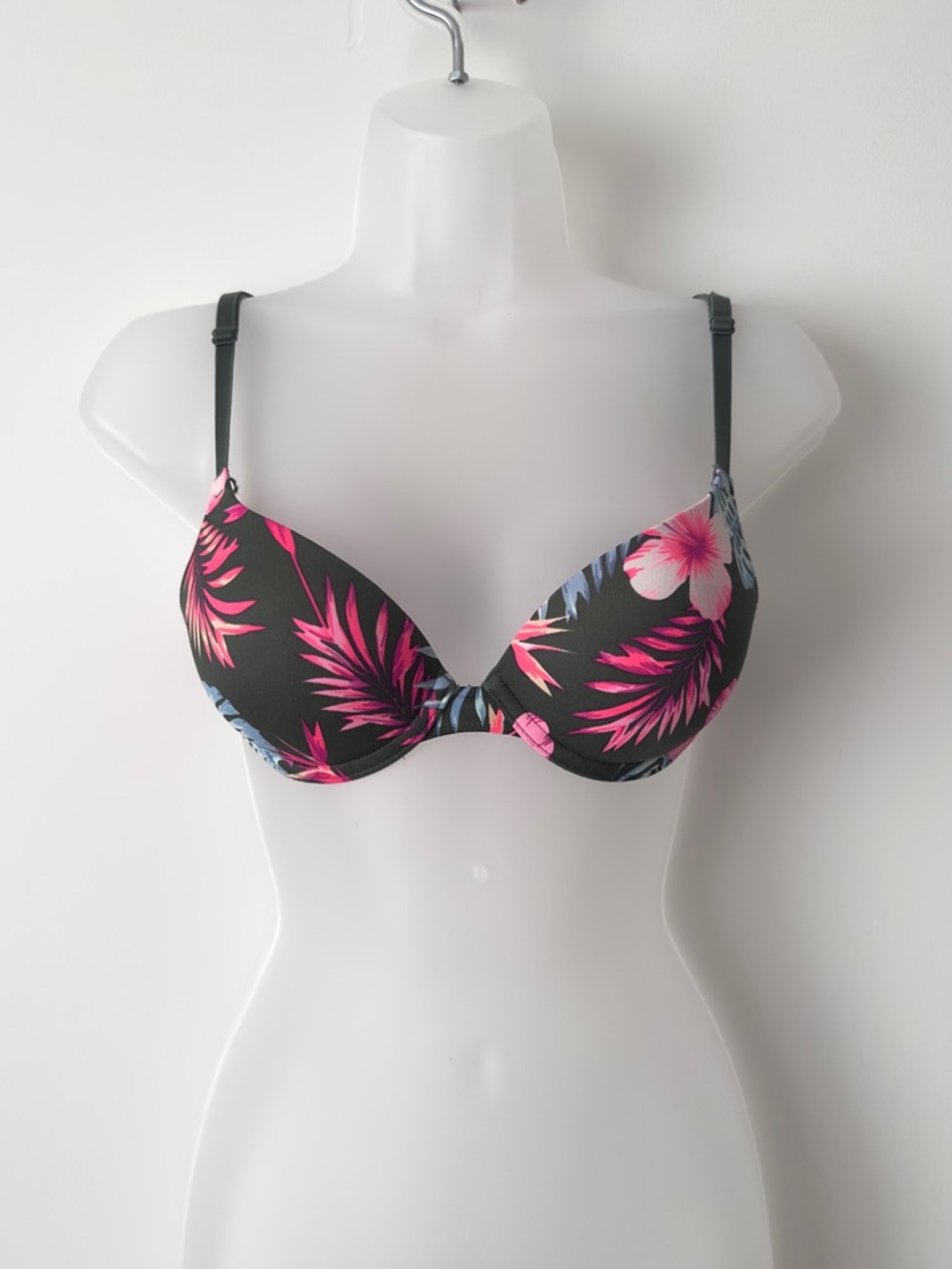 vs pink neon flowers and khaki green bra